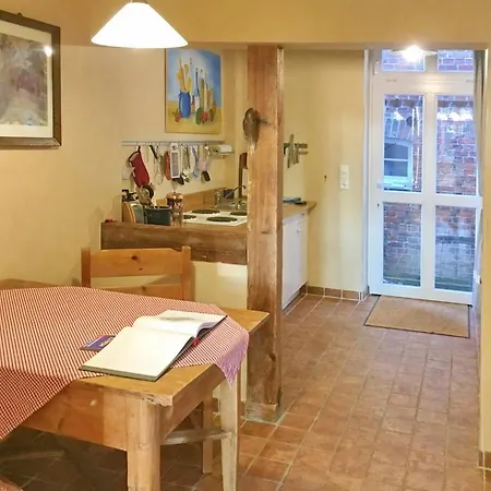 Appartement Ferienwohnung Buchholz An Der Mueritz Mit Grossem Naturgarten