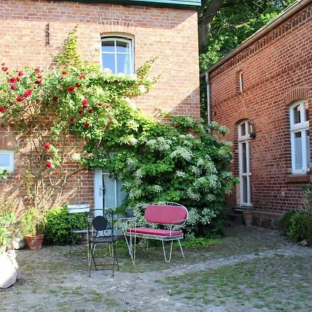 Ferienwohnung Buchholz An Der Mueritz Mit Grossem Naturgarten דירה