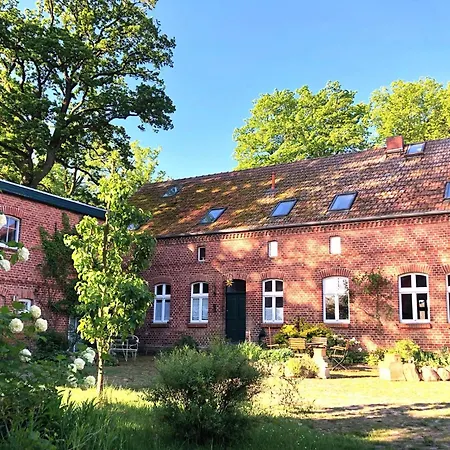 Ferienwohnung Buchholz An Der Mueritz Mit Grossem Naturgarten דירה